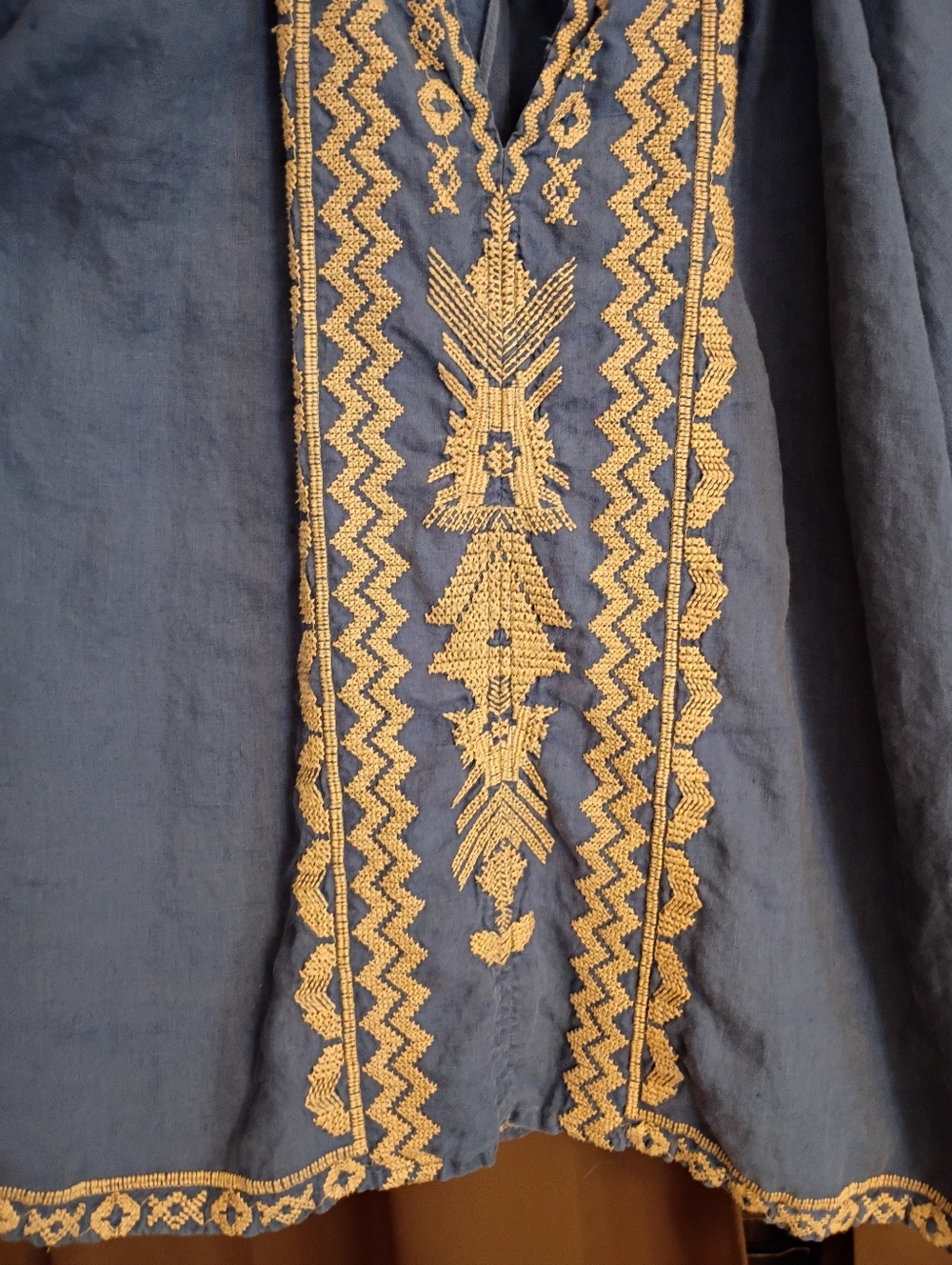 Johnny Was Embroidered Blue Linen Tunic Blouse. Fabulous Condition! 2X - Picture 5 of 10